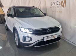
										VOLSKWAGEN T-ROC Active 116cv full									